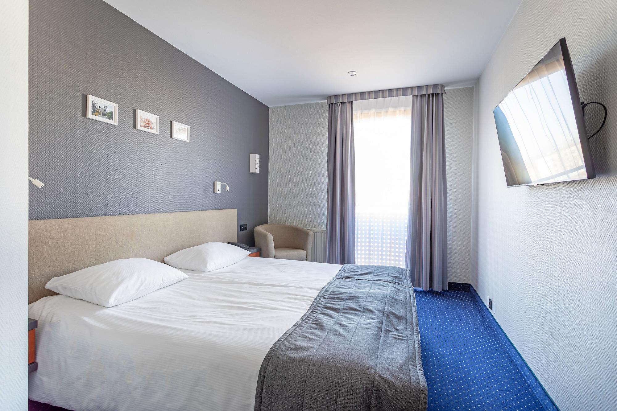 Qubus Hotel Zielona Gora מראה חיצוני תמונה