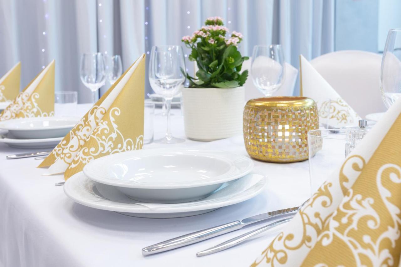 Qubus Hotel Zielona Gora מראה חיצוני תמונה