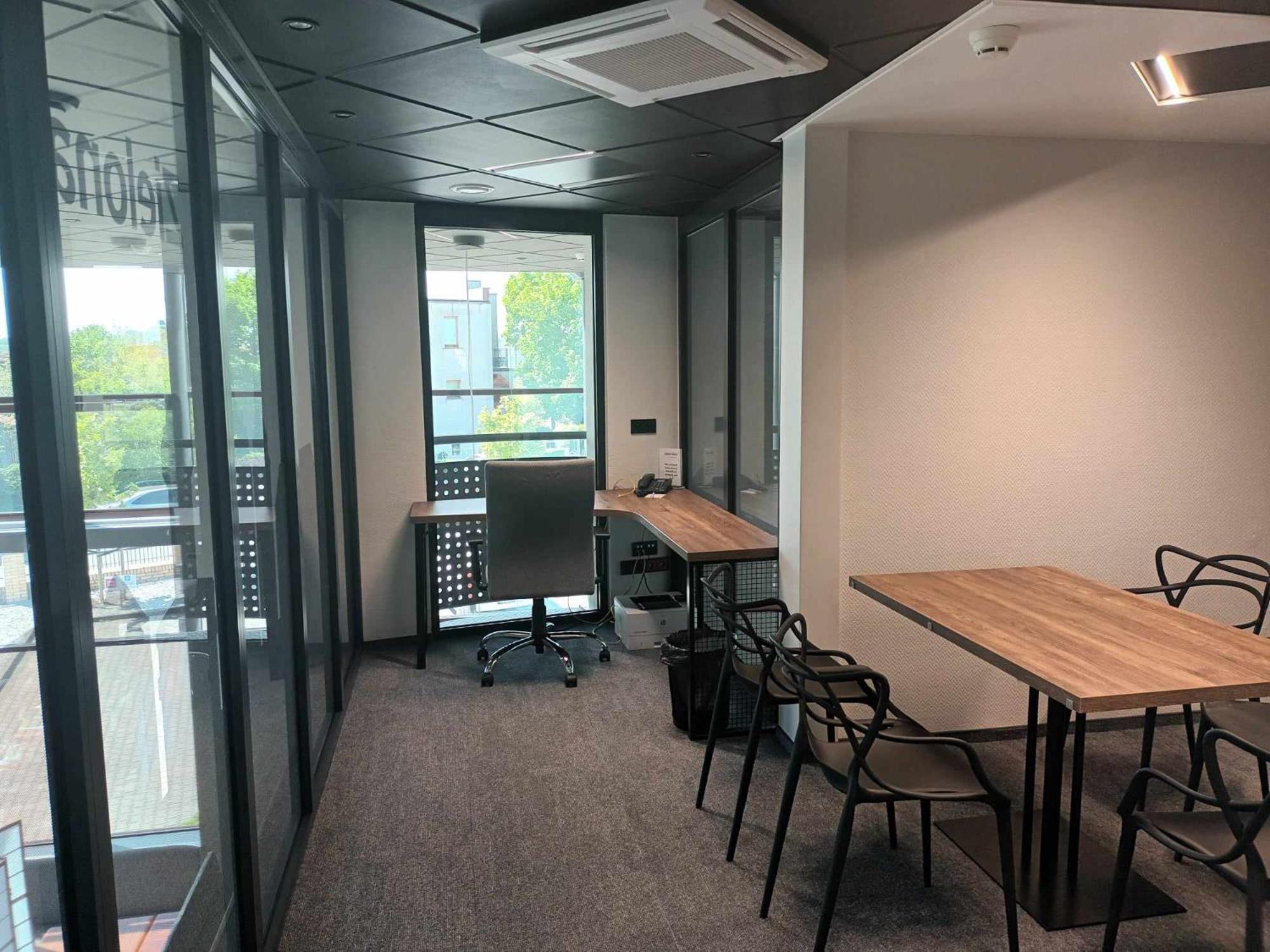 Qubus Hotel Zielona Gora מראה חיצוני תמונה